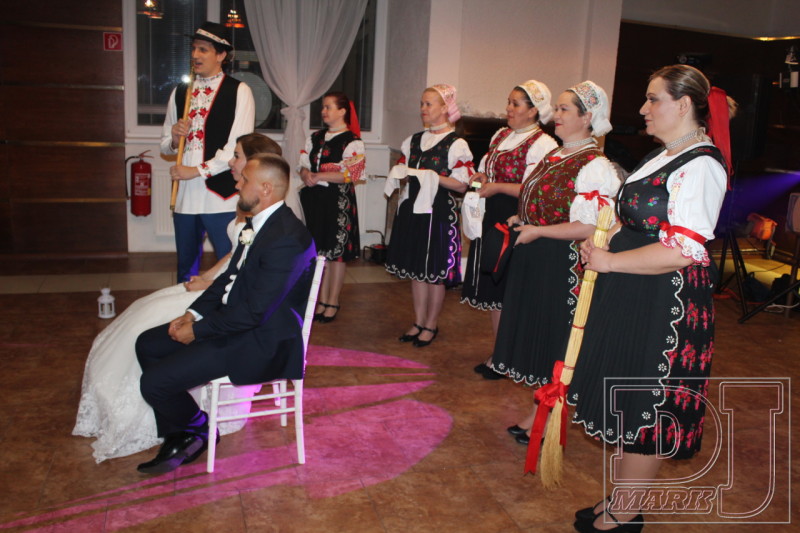 Svadba Archív Vín ( Viecha Vráble, Nitra, DJ Mark )